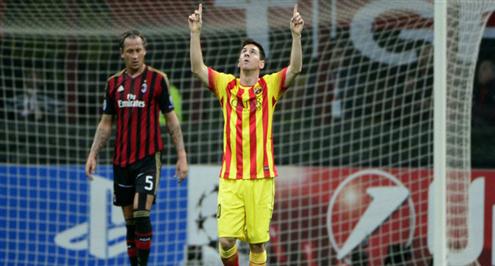 ميسي "بطل" معرض عن كرة القدم في مدينة روساريو مسقط رأسه